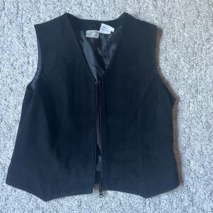 Vintage Newport News Jeanology Collection 100% Leather Vest